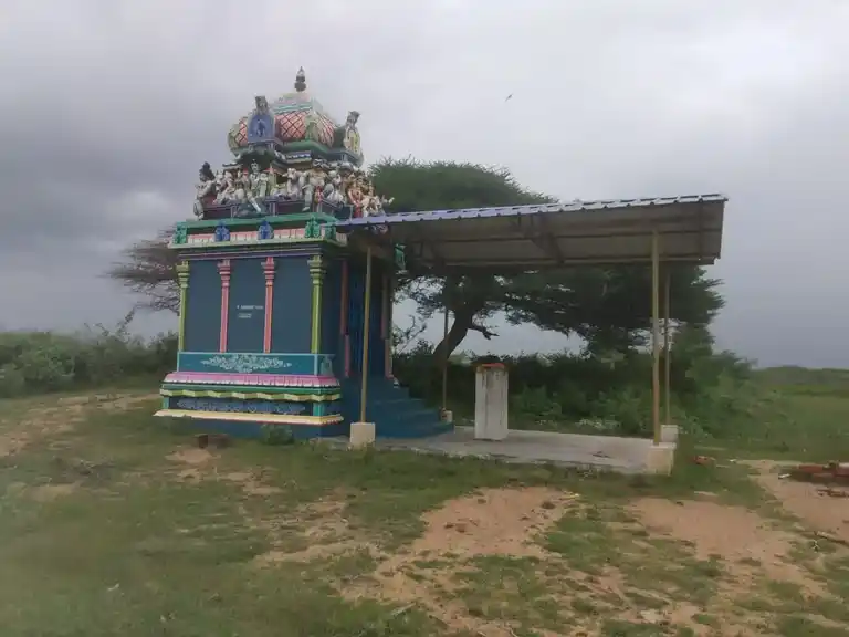 Arulmigu Iyanar Temple, Nainarkovil - 623705 அருள்மிகு ஐயனார் திருக்கோயில், நயினார்கோயில் - 623705, Ramanathapuram - Ancient Temple Architecture and History Image 5