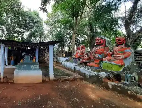 Arulmigu Iyanarappan Temple, Kannappalli - 638504 அருள்மிகு அய்யனாரப்பன் திருக்கோயில், Kannappalli - 638504, Erode - Ancient Temple Architecture and History Image 4