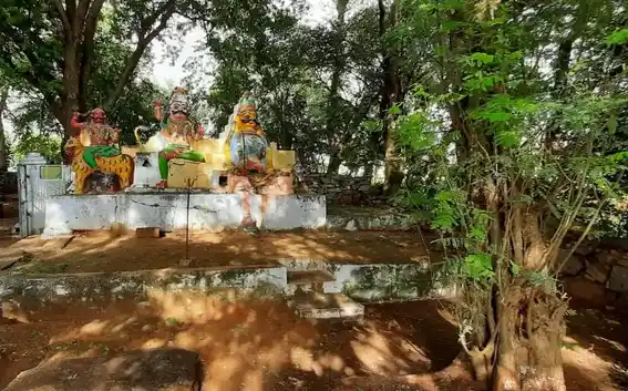 Arulmigu Iyanarappan Temple, Kannappalli - 638504 அருள்மிகு அய்யனாரப்பன் திருக்கோயில், Kannappalli - 638504, Erode - Ancient Temple Architecture and History Image 6