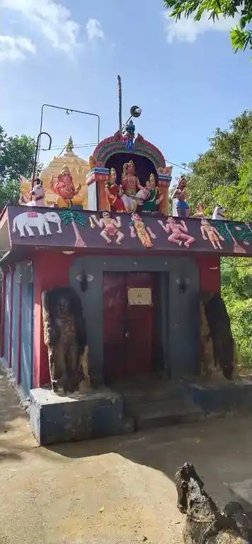 Arulmigu Iyannar Temple, Chinnaparur - 606104 அருள்மிகு. அய்யனார், சுப்ரமணியர் திருக்கோயில், Chinnaparur - 606104, Cuddalore - Ancient Temple Architecture and History Image 3
