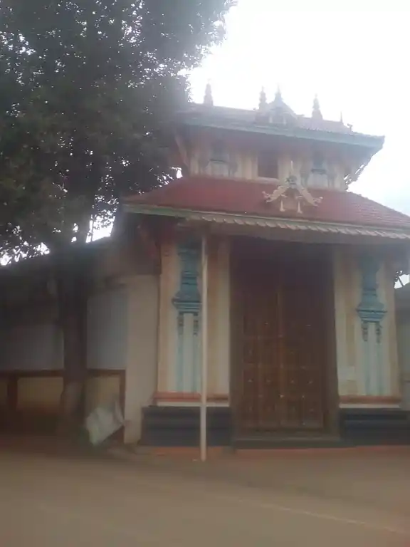 Arulmigu Iyappan Temple, Jail Hill, Udhagai - 643001 அருள்மிகு ஐயப்பன் திருக்கோயில், Jail Hill, Udhagai - 643001, Nilgiris - Ancient Temple Architecture and History Image 3