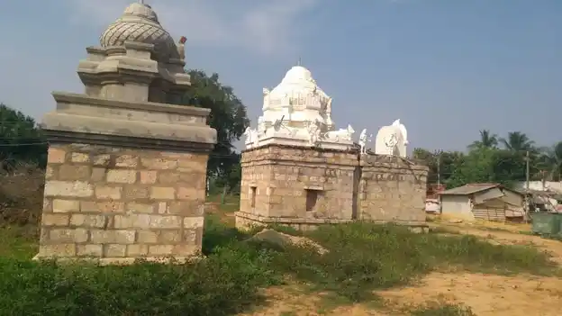 Arulmigu Iyaratheeswarar Temple, Ambapoor - 621701 Arulmigu Iyaratheeswarar Temple, Ambapoor - 621701, Ariyalur - Ancient Temple Architecture and History Image 4