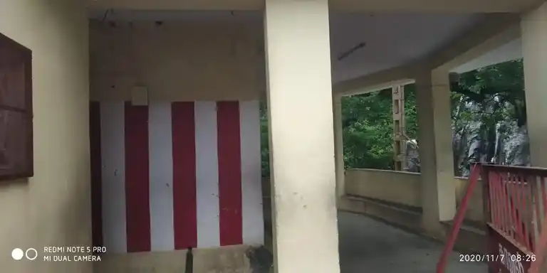 Arulmigu Iyintharuvi Iyyanar Sastha Temple, Courtallam - 627802 அருள்மிகு ஐந்தருவி அய்யனார் சாஸ்தா திருக்கோயில், குற்றாலம் - 627802, Tenkasi - Ancient Temple Architecture and History Image 4