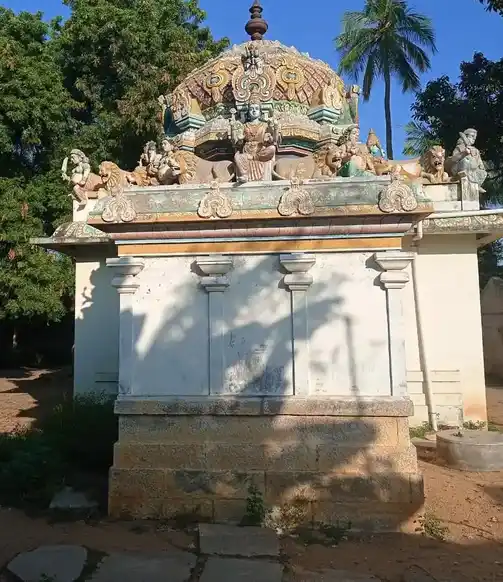 Arulmigu Iyyanar Mariyamman Temple, Mudikandam - 620012 Arulmigu Iyyanar Mariyamman Temple, மணிகண்டம் - 620012, Thiruchirappalli - Ancient Temple Architecture and History Image 4
