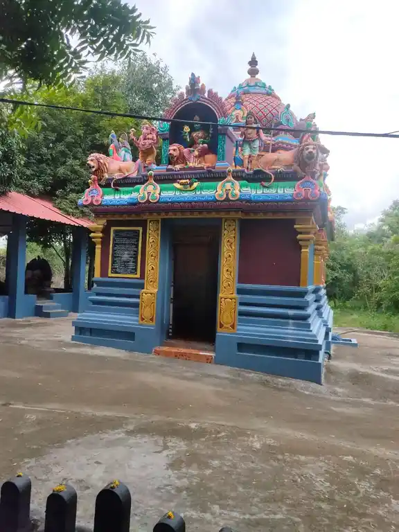 Arulmigu Iyyanar Pidari Temple, Nagar, Nagar - 606106 அருள்மிகு அய்யனார், பிடாரி திருக்கோயில், நகர், Nagar - 606106, Kallakurichi - Ancient Temple Architecture and History Image 2