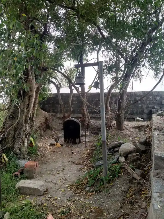 Arulmigu Iyyanar Temple, Aadurkolapakkam - 605757