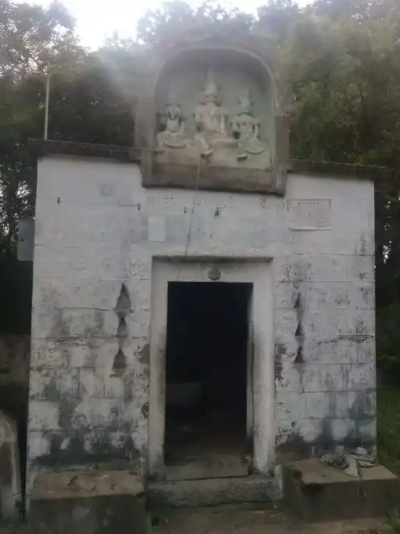 Arulmigu Iyyanar Temple, Ariyalur - 605402 அருள்மிகு அய்யனார் திருக்கோயில், Ariyalur - 605402, Kallakurichi - Ancient Temple Architecture and History Image 4