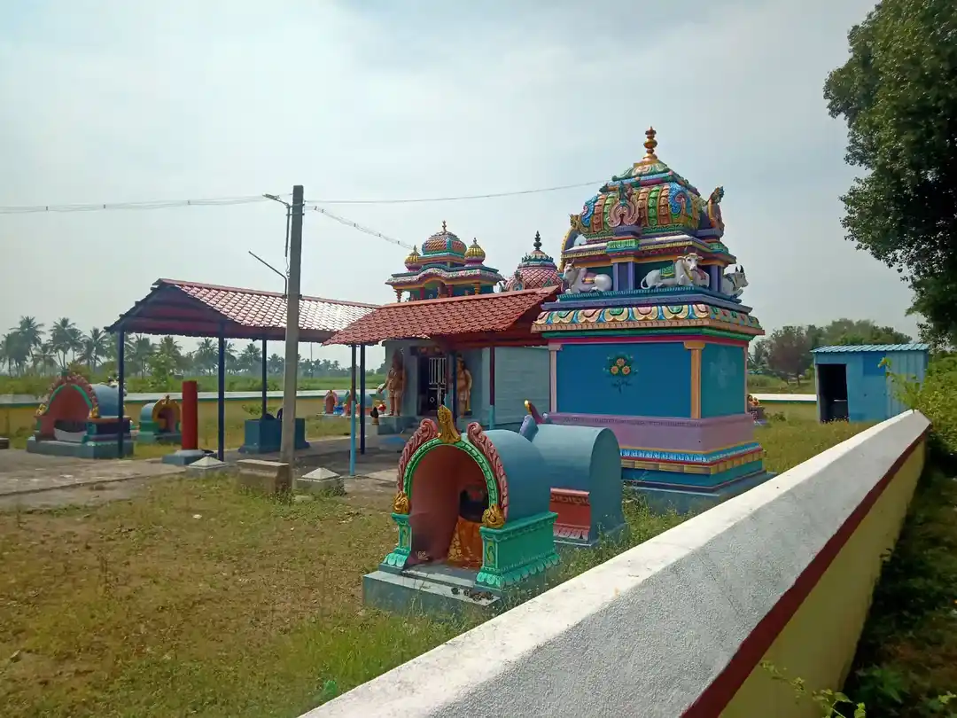 Arulmigu Iyyanar Temple, Ariyaperumaanur - 606401 அருள்மிகு அய்யனார் பிடாரி திருக்கோயில், Ariyaperumaanur - 606401, Kallakurichi - Ancient Temple Architecture and History Image 4