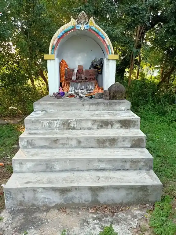 Arulmigu Iyyanar Temple, Athichanur - 605757 Temple
