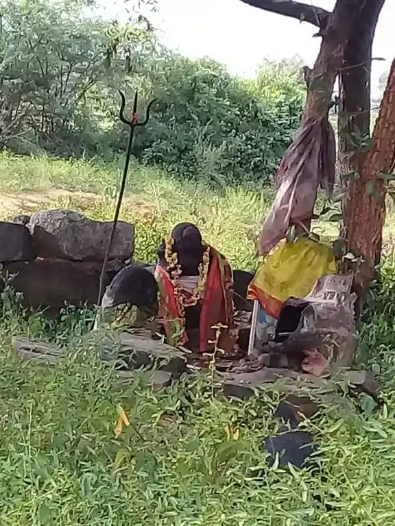 Arulmigu Iyyanar Temple, Aththiyur - 605801