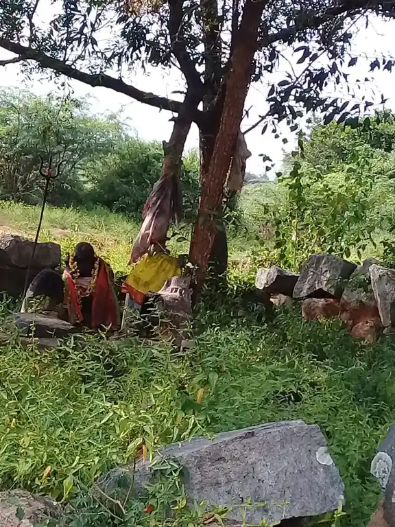 Arulmigu Iyyanar Temple, Aththiyur - 605801 அருள்மிகு அய்யனார் திருக்கோயில், Aththiyur - 605801, Kallakurichi - Ancient Temple Architecture and History Image 2