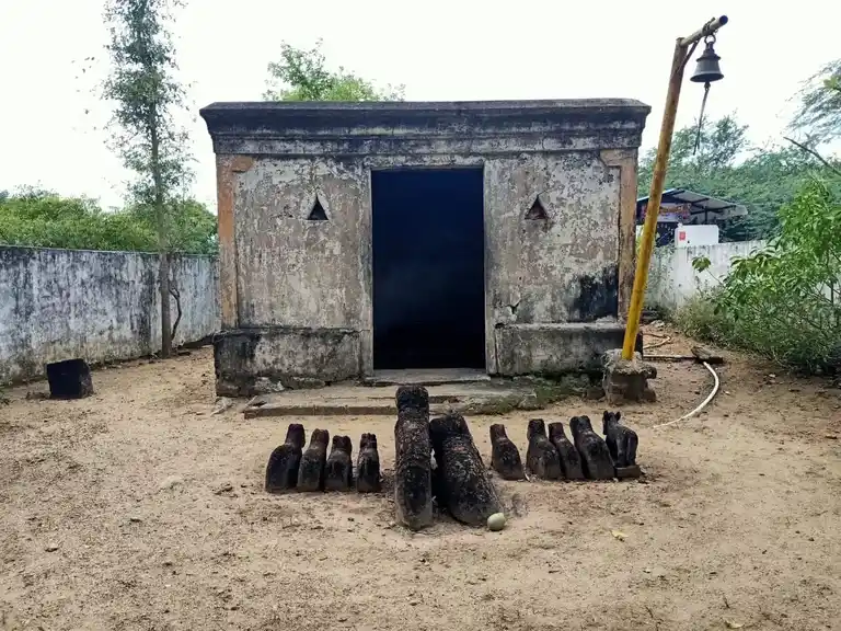 Arulmigu Iyyanar Temple, Ayanthur - 605755