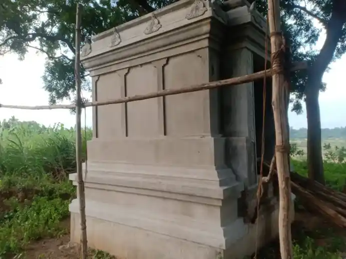 Arulmigu Iyyanar Temple, C.Meiyur - 605803 அருள்மிகு அய்யனார் திருக்கோயில், C.Meiyur - 605803, Viluppuram - Ancient Temple Architecture and History Image 4