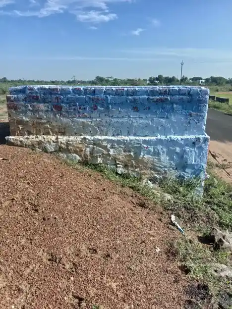 Arulmigu Iyyanar Temple, Edge Of The Lake, Varagunarama Puram - 627754 அருள்மிகு அய்யனார் திருக்கோயில், Edge Of The Lake, Varagunarama Puram - 627754, Tenkasi - Ancient Temple Architecture and History Image 3