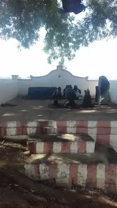 Arulmigu Iyyanar Temple, Edge Of The Lake, Yettuseri - 627753