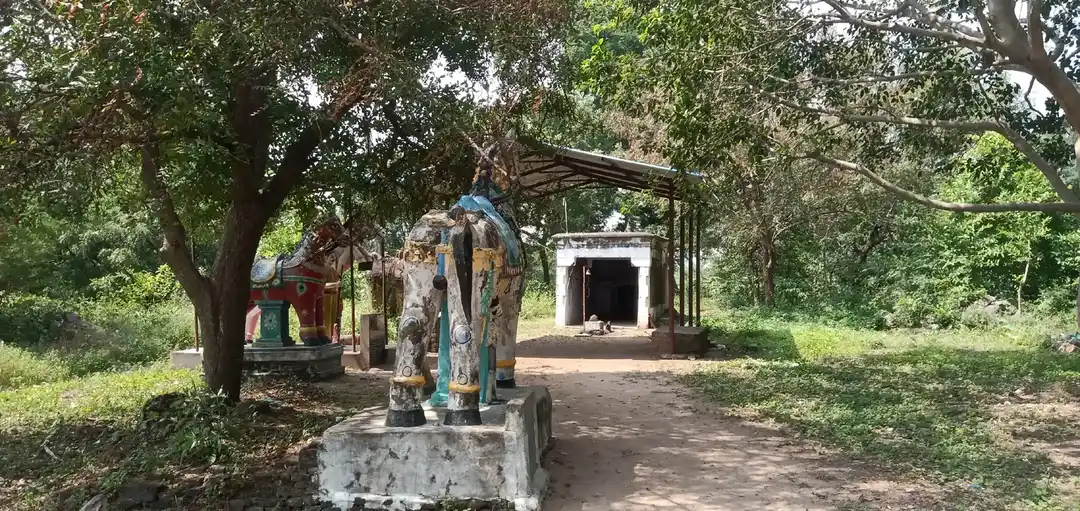 Arulmigu Iyyanar Temple, Eranji - 606305 அருள்மிகு அய்யனார் திருக்கோயில், Eranji - 606305, Kallakurichi - Ancient Temple Architecture and History Image 3