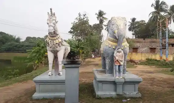 Arulmigu Iyyanar Temple, Kadichampadi - 612501 அ/மி.அய்யனார் திருக்கோயில், Kadichampadi - 612501, Thanjavur - Ancient Temple Architecture and History Image 4
