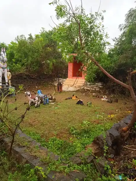 Arulmigu Iyyanar Temple, Karadichitthur - 606207 அருள்மிகு அய்யனார் திருக்கோயில், Karadichitthur - 606207, Kallakurichi - Ancient Temple Architecture and History Image 5