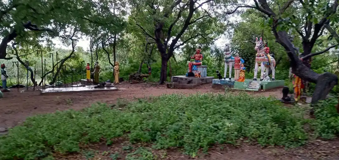 Arulmigu Iyyanar Temple, Kizhnaariyappanur - 606204 அருள்மிகு அய்யனார் திருக்கோயில், Kizhnaariyappanur - 606204, Kallakurichi - Ancient Temple Architecture and History Image 3