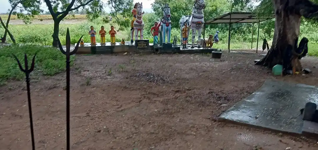 Arulmigu Iyyanar Temple, Kizhnaariyappanur - 606204 அருள்மிகு அய்யனார் திருக்கோயில், Kizhnaariyappanur - 606204, Kallakurichi - Ancient Temple Architecture and History Image 5