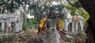 Arulmigu Iyyanar Temple, Kolathur - 603310 அருள்மிகு அய்யனார் திருக்கோயில், Kolathur - 603310, Chengalpattu - Ancient Temple Architecture and History Image 5