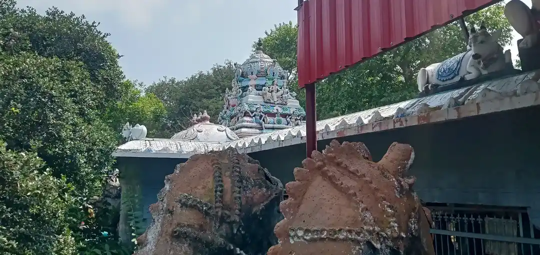 Arulmigu Iyyanar Temple, Koondhaloor - 606304 ArulmiguIyyanar Temple, Koondhaloor - 606304, Kallakurichi - Ancient Temple Architecture and History Image 6