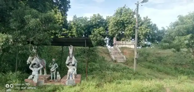 Arulmigu Iyyanar Temple, Madhiyanoor - 606107 அருள்மிகு அய்யனார் திருக்கோயில், Madhiyanoor - 606107, Kallakurichi - Ancient Temple Architecture and History Image 3