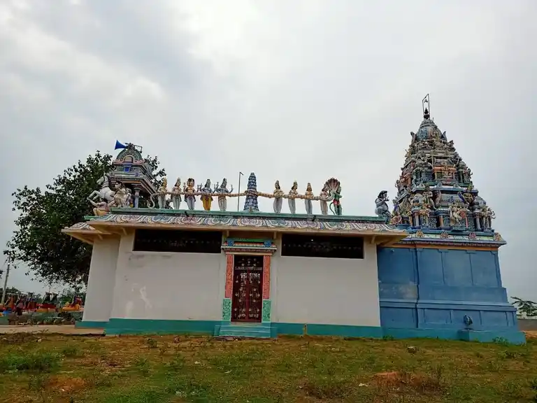 Arulmigu Iyyanar Temple, Malayadi Kunnathur, Malayadi Kunnathur - 606102 அருள்மிகு அய்யனார் திருக்கோயில், Malayadi Kunnathur, Malayadi Kunnathur - 606102, Kallakurichi - Ancient Temple Architecture and History Image 3