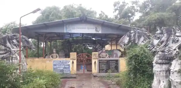 Arulmigu Iyyanar Temple, Me.Maaloor - 605751 அருள்மிகு அய்யனார் திருக்கோயில், Me.Maaloor - 605751, Kallakurichi - Ancient Temple Architecture and History Image 2