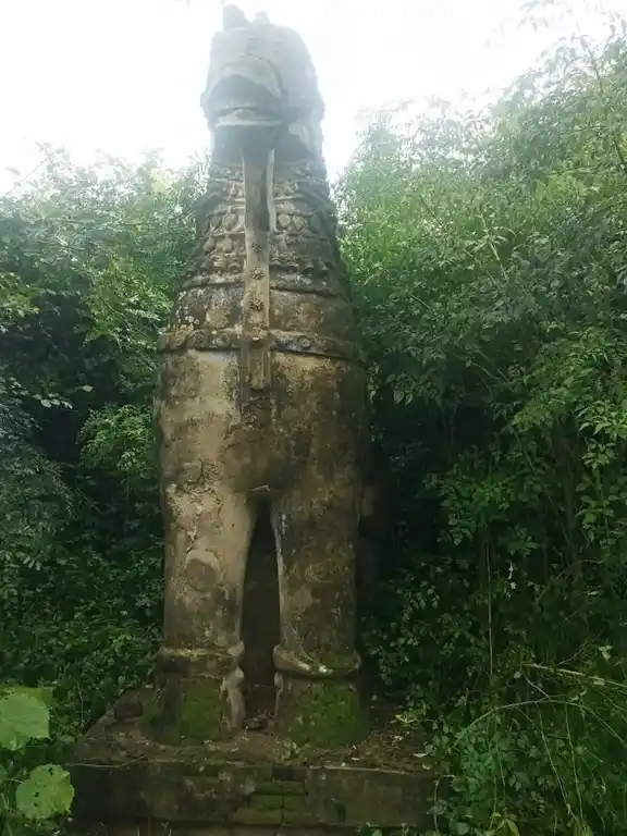 Arulmigu Iyyanar Temple, Melapalaiyur - 606110 அருள்மிகு அய்யனார் திருக்கோயில், மேலப்பாளையூர் - 606110, Cuddalore - Ancient Temple Architecture and History Image 3