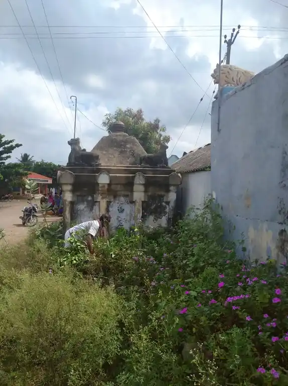 Arulmigu Iyyanar Temple, Melur - 606111 Arulmigu Iyyanar Temple, Melur - 606111, Cuddalore - Ancient Temple Architecture and History Image 5