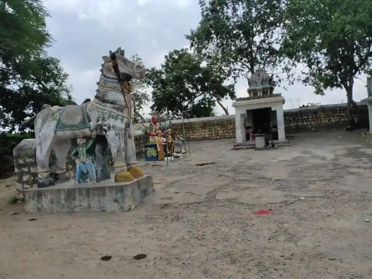 Arulmigu Iyyanar Temple, Mudhaloor - 605757 அருள்மிகு அய்யனார் திருக்கோயில், Mudhaloor - 605757, Kallakurichi - Ancient Temple Architecture and History Image 3