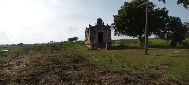 Arulmigu Iyyanar Temple, Nadiyapattu - 606115 அருள்மிகு அய்யனார் விநாயகர் திருக்கோயில், Nadiyapattu - 606115, Cuddalore - Ancient Temple Architecture and History Image 3