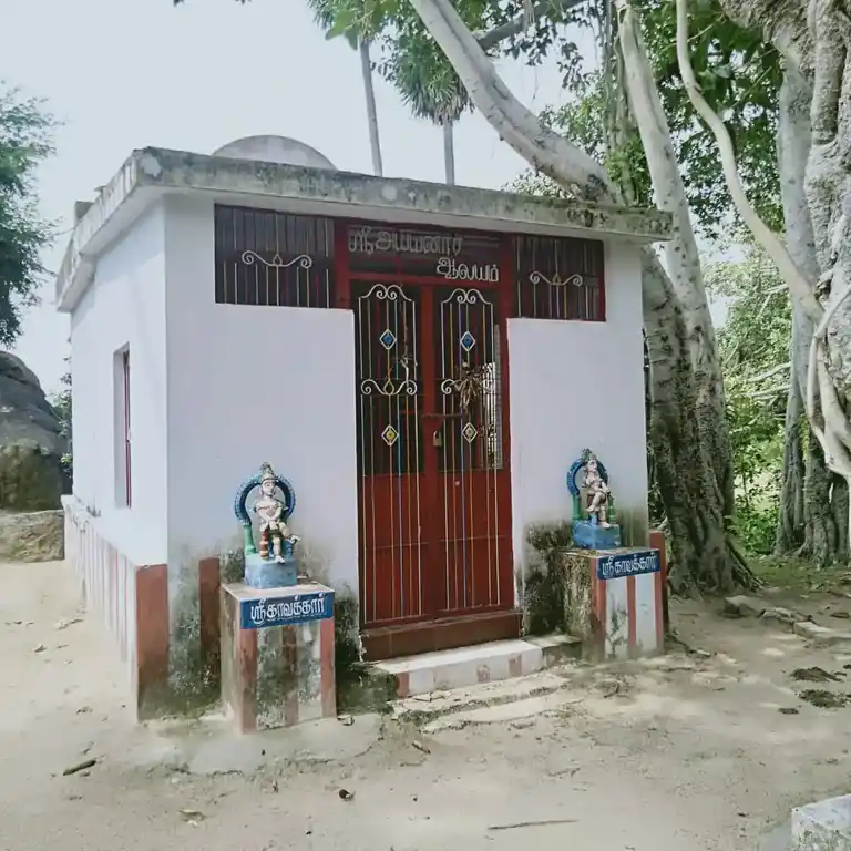 Arulmigu Iyyanar Temple, Nallammalchathiram, Iluppur Taluk - 622101 அருள்மிகு அய்யனார் திருக்கோயில், நல்லம்மான்சத்திரம், இலுப்பூர் வட்டம் - 622101, Pudukkottai - Ancient Temple Architecture and History Image 8