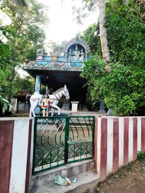 Arulmigu Iyyanar Temple, Nanthiyanallur - 609116 Temple