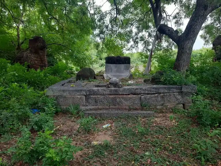 Arulmigu Iyyanar Temple, Olaiyanur - 606107 அருள்மிகு அய்யனார் திருக்கோயில், Olaiyanur - 606107, Kallakurichi - Ancient Temple Architecture and History Image 2