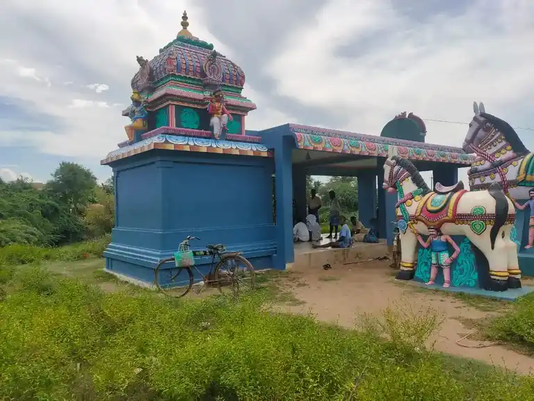 Arulmigu Iyyanar Temple, Paandoor - 606102 Temple