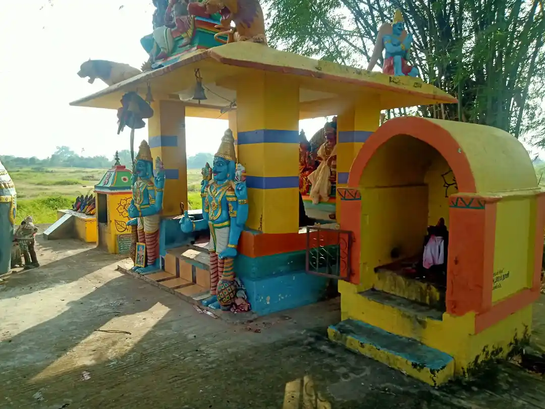 Arulmigu Iyyanar Temple, Pallippattu - 606206 Arulmigu Iyyanar Temple, Pallippattu - 606206, Kallakurichi - Ancient Temple Architecture and History Image 5