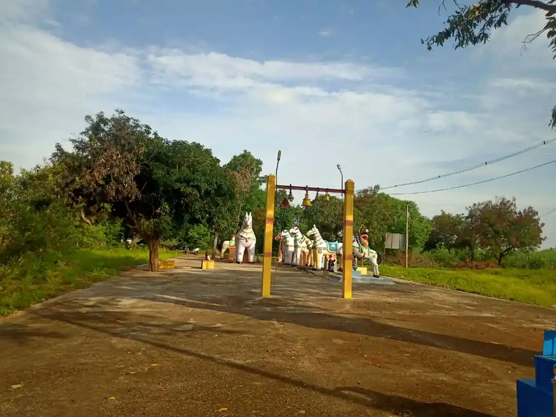 Arulmigu Iyyanar Temple, Pallippattu - 606206 Arulmigu Iyyanar Temple, Pallippattu - 606206, Kallakurichi - Ancient Temple Architecture and History Image 6