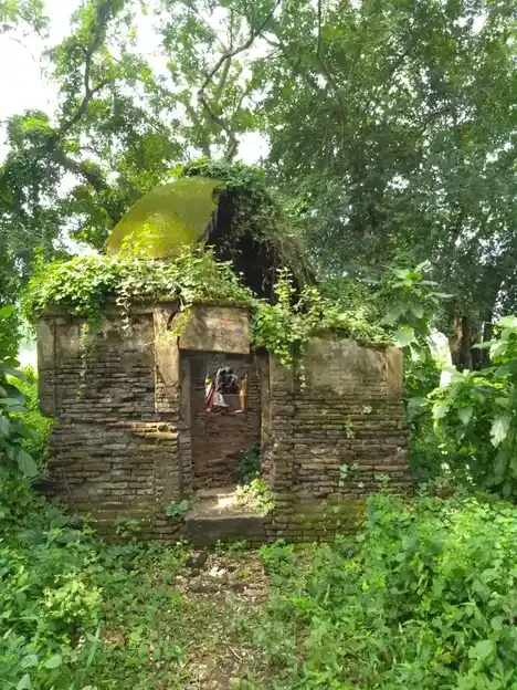 Arulmigu Iyyanar Temple, Pandanallur - 609807