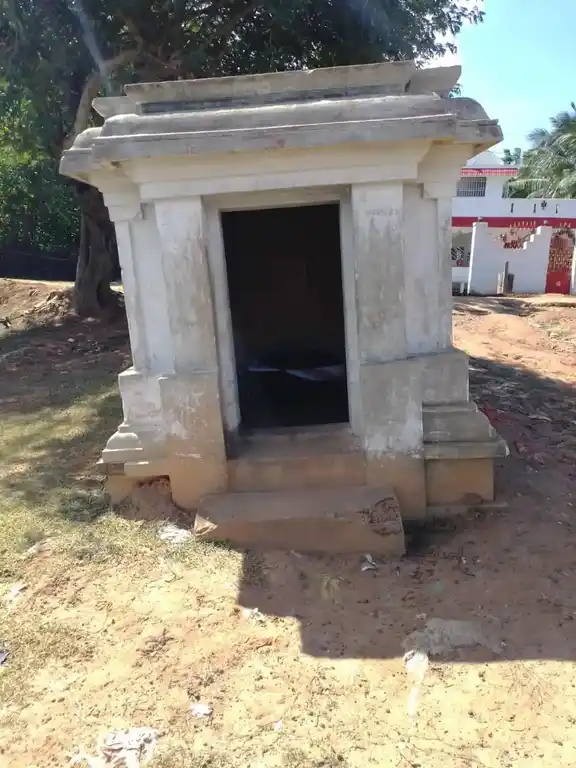 Arulmigu Iyyanar Temple, Perperiyankuppam - 607805 அருள்மிகு ஐயனார் கோயில், Perperiyankuppam - 607805, Cuddalore - Ancient Temple Architecture and History Image 2