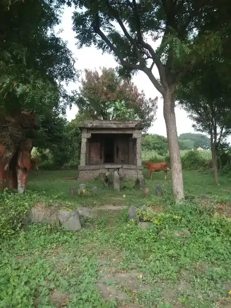 Arulmigu Iyyanar Temple, Pukkiravaari - 606204 அருள்மிகு அய்யனார் திருக்கோயில், Pukkiravaari - 606204, Kallakurichi - Ancient Temple Architecture and History Image 5