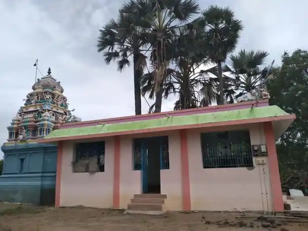 Arulmigu Iyyanar Temple, Rajendrapuram - 614624 அருள்மிகு அய்யனார் திருக்கோயில், இராஜேந்திரபுரம், அறந்தாங்கி வட்டம் - 614624, Pudukkottai - Ancient Temple Architecture and History Image 7