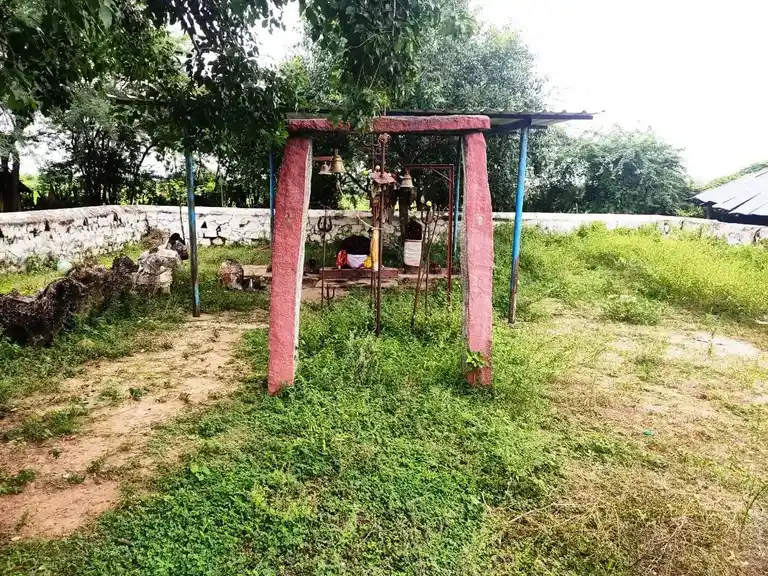 Arulmigu Iyyanar Temple, Saththapaadi - 605802
