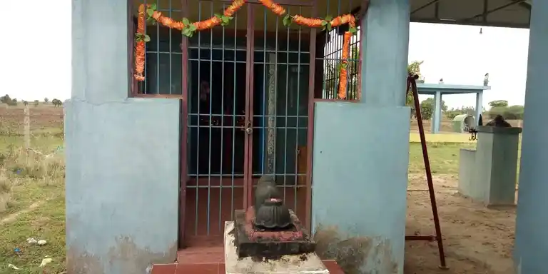 Arulmigu Iyyanar Temple, Sattiyakudi - 611104 Temple
