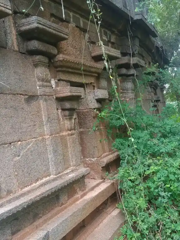 Arulmigu Iyyanar Temple, Sendhamangalam - 607204 அருள்மிகு அய்யனார் திருக்கோயில், Sendhamangalam - 607204, Kallakurichi - Ancient Temple Architecture and History Image 2