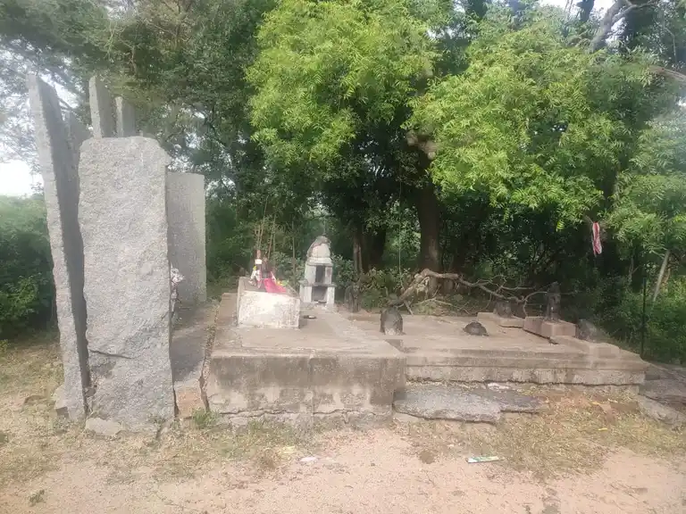 Arulmigu Iyyanar Temple, Sengganakollai - 605751 அருள்மிகு அய்யனார் திருக்கோயில்,  - 605751, Kallakurichi - Ancient Temple Architecture and History Image 3