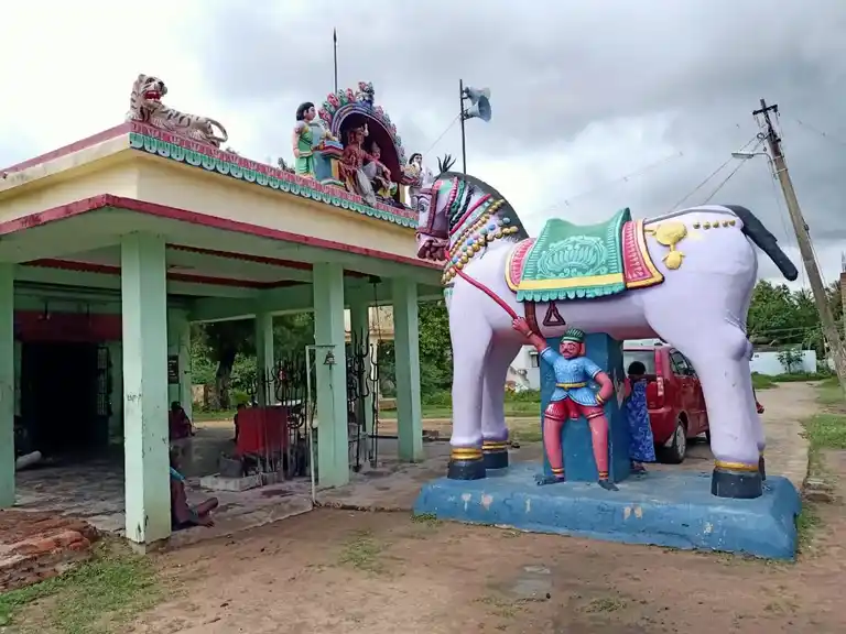 Arulmigu Iyyanar Temple, Sennakunam - 605755