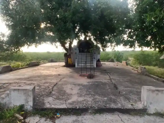 Arulmigu Iyyanar Temple, Sitthalingamadam - 605803 அருள்மிகு அய்யனார் திருக்கோயில், Sitthalingamadam - 605803, Viluppuram - Ancient Temple Architecture and History Image 3