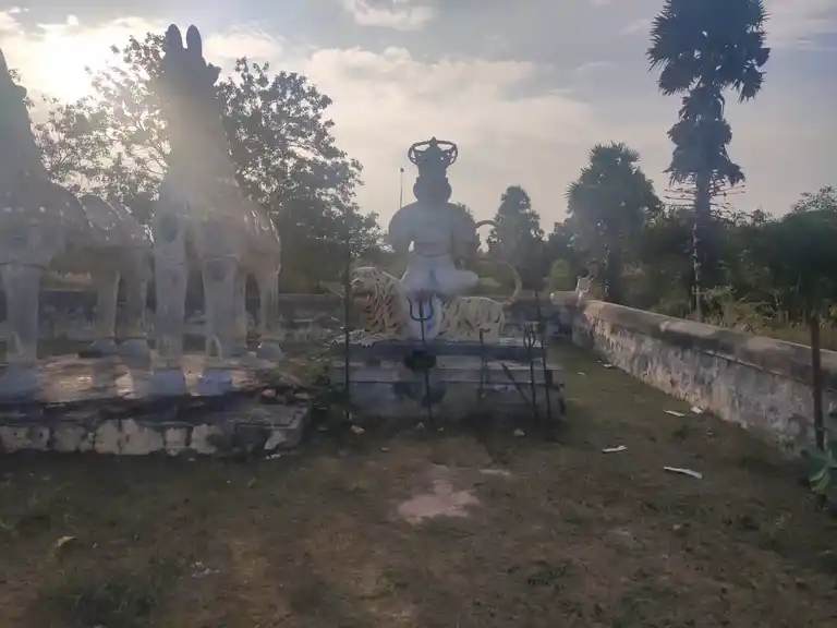 Arulmigu Iyyanar Temple, T.Konalavaadi, T.Konalavaadi - 605803 அருள்மிகு விநாயகர், அய்யனார் திருக்கோயில், T.Konalavaadi, T.Konalavaadi - 605803, Viluppuram - Ancient Temple Architecture and History Image 5